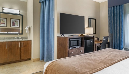 Suite, 1 cama de matrimonio grande, no fumadores, bañera de hidromasaje (with Sofabed)