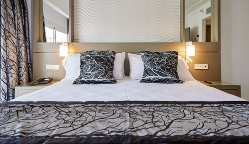 Suite (B2C-US)