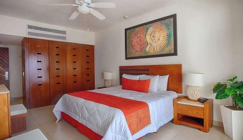 Habitación Club, 1 cama de matrimonio grande, balcón