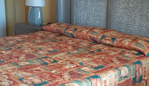 Estudio, 1 cama de matrimonio grande, cocina, frente al mar