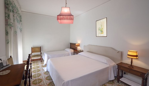 Habitación triple económica, vistas al mar