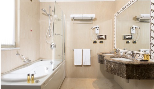 Suite junior, varias camas