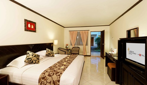 Super Deluxe Room (with Garden View)