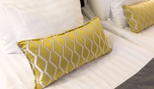 Habitación superior, 1 cama de matrimonio grande con sofá cama (Plus)