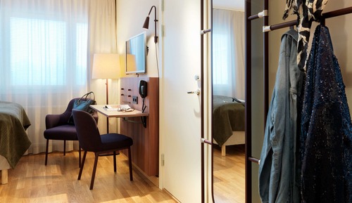 Habitación familiar (Three)