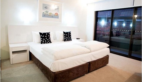 Suite ejecutiva, varias habitaciones, cocina