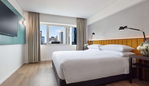 Habitación, 1 cama de matrimonio grande, vistas a la ciudad