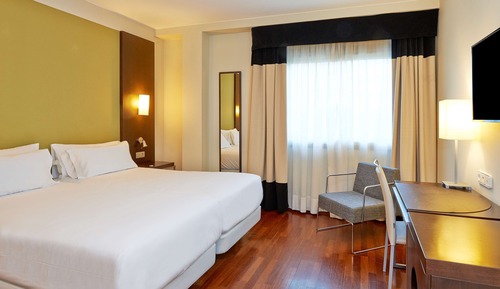 Habitación familiar (Adjoining Room, extra bed 3AD+2CH)