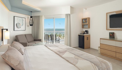 Suite junior, frente al mar (M)