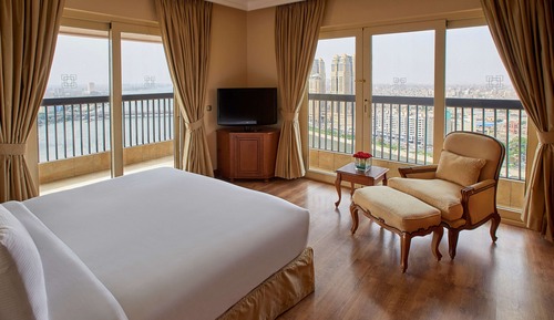 Suite presidencial, varias camas, fumadores