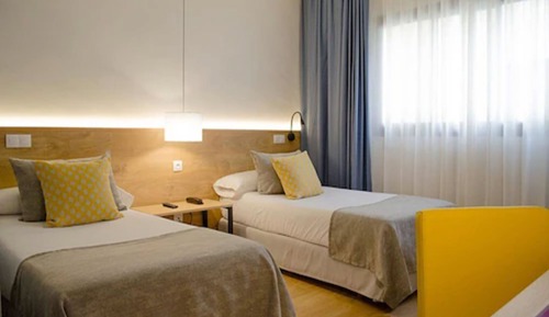 Habitación estándar con 2 camas individuales