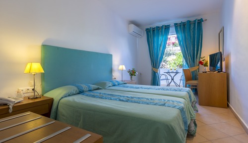 Habitación estándar con 2 camas individuales