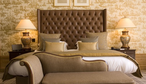 Manor Master Room