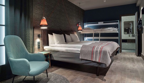 Habitación (Spacious, King, Bunkbed, w/o window)