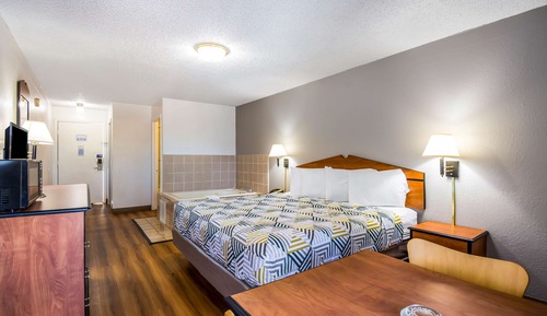 Habitación doble superior, 1 cama de matrimonio grande, no fumadores, frigorífico y microondas