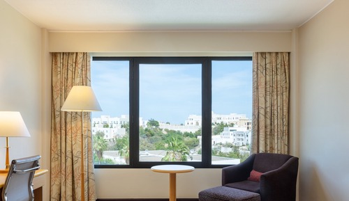 Habitación, 1 cama de matrimonio grande, vistas a la ciudad
