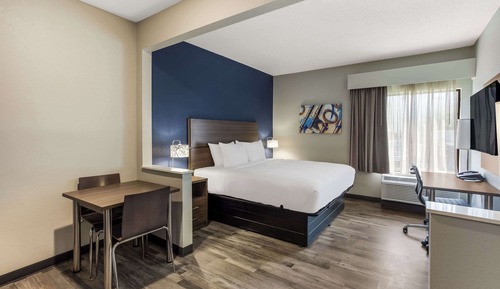 Suite, 1 cama de matrimonio, no fumadores (Efficiency)