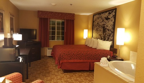 Suite, 1 cama de matrimonio grande, bañera de hidromasaje