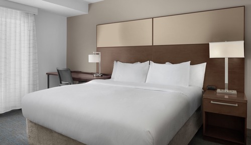 Suite, 1 habitación, no fumadores (Mobility/Hearing Access, Roll-in Shwr)