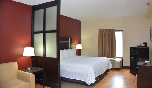 Suite, 1 cama de matrimonio grande, accesible para personas con discapacidad (Smoke Free)