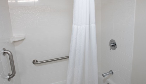 Habitación, 1 cama de matrimonio grande, accesible para personas con discapacidad, bañera