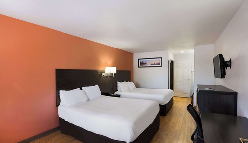 Habitación estándar, 2 camas de matrimonio, fumadores