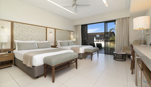 Habitación superior, 2 camas de matrimonio (Resort Lagoon)