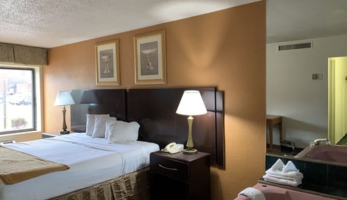 Habitación estándar, 1 cama de matrimonio grande, bañera de hidromasaje