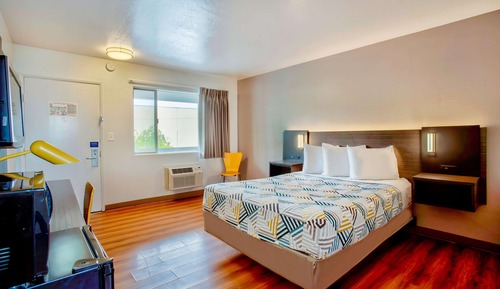 Habitación Deluxe, 1 cama de matrimonio, no fumadores, frigorífico y microondas