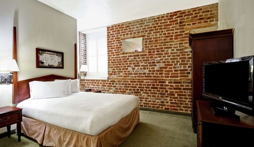 1 cama de matrimonio, No fumadores