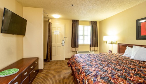 Studio, 1 Queen Bed