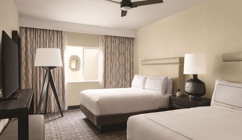 Suite presidencial, varias camas