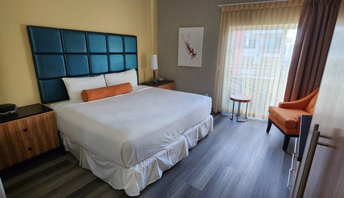 Habitación Deluxe, 1 cama de matrimonio grande, balcón