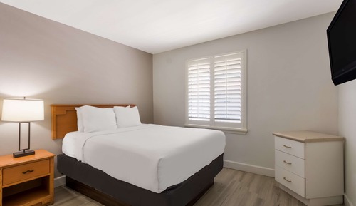 Suite, 1 cama de matrimonio grande con sofá cama, no fumadores, cocina básica (with Sofabed)