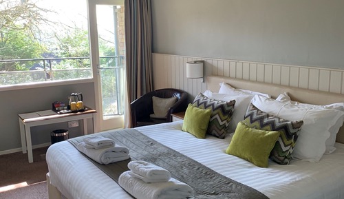 Habitación Confort doble, 1 cama de matrimonio grande