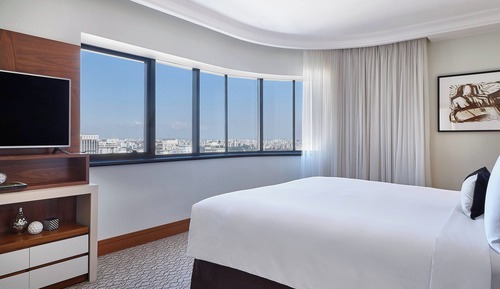 Vinoy Suite, Club lounge access, Suite, 1 King, Corner room 