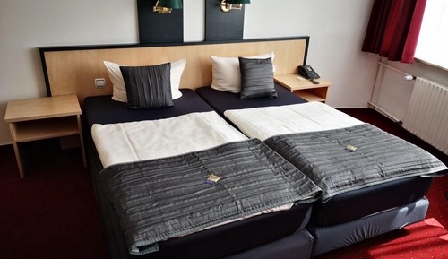 Habitación con 1 cama doble o 2 individuales