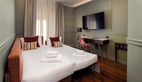 Suite, 1 cama de matrimonio grande con sofá cama