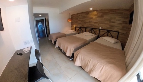 Quarto econômico, 3 camas de solteiro, vista para o oceano