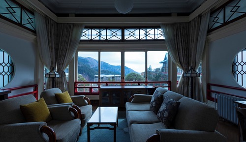 MAIN BUILDING JUNIOR SUITE