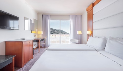 Melia Room (2 Adults + 1 Child)