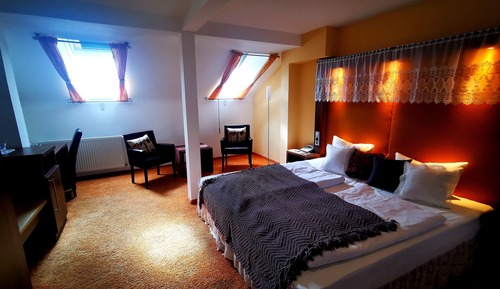 Habitación (ALMA's favorite)