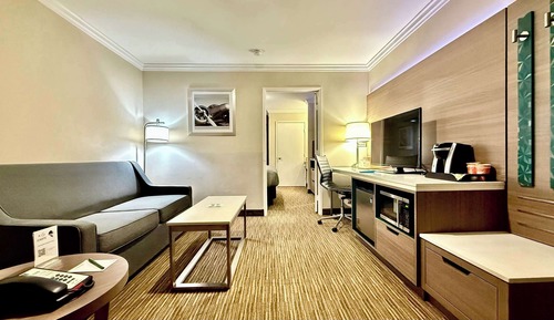Suite, 1 cama de matrimonio grande con sofá cama, no fumadores (1 Person Sofa Bed)