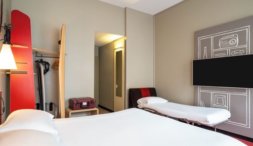 Habitación familiar doble, 1 cama doble con sofá cama (Premium)