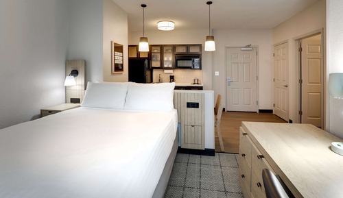 Habitación Deluxe, varias camas