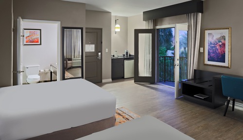 Habitación estándar, 2 camas de matrimonio, balcón