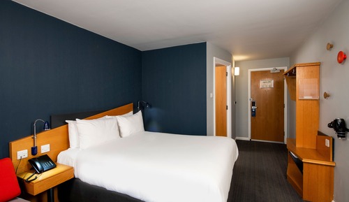 Habitación estándar, 1 cama de matrimonio grande (with Free Hot Breakfast)