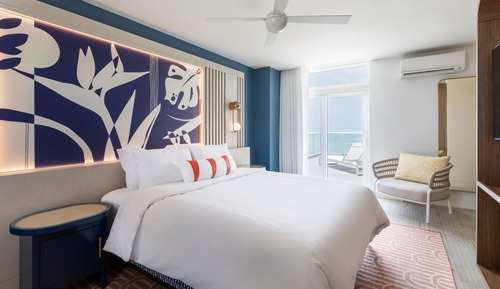 Suite, 1 cama de matrimonio grande con sofá cama, balcón, frente al mar