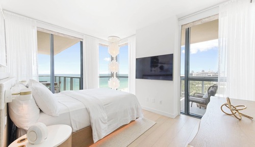 Suite de lujo, 1 cama doble, balcón, frente al mar