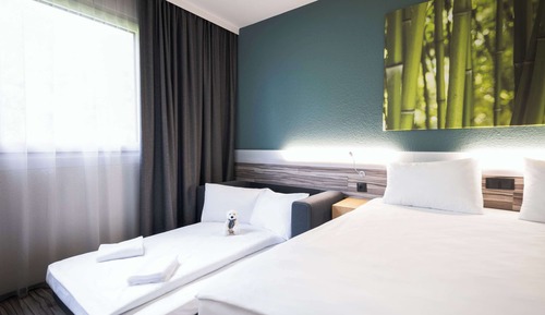 Habitación familiar, 1 cama de matrimonio grande con sofá cama